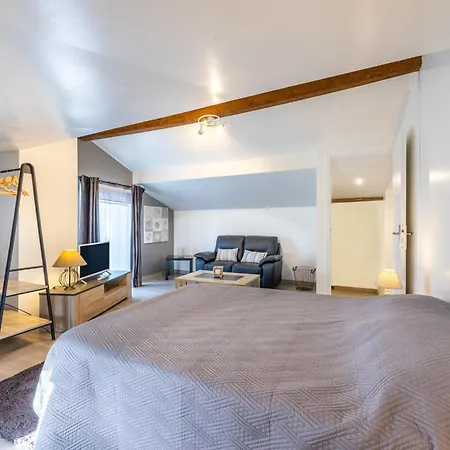 Augustine Aux Charmes D'antan بيت للعطل