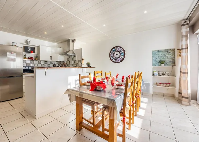 Augustine Aux Charmes D'antan Ferienhaus Sevremont