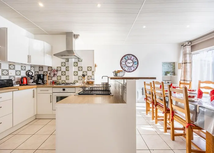 Augustine Aux Charmes D'antan Sevremont